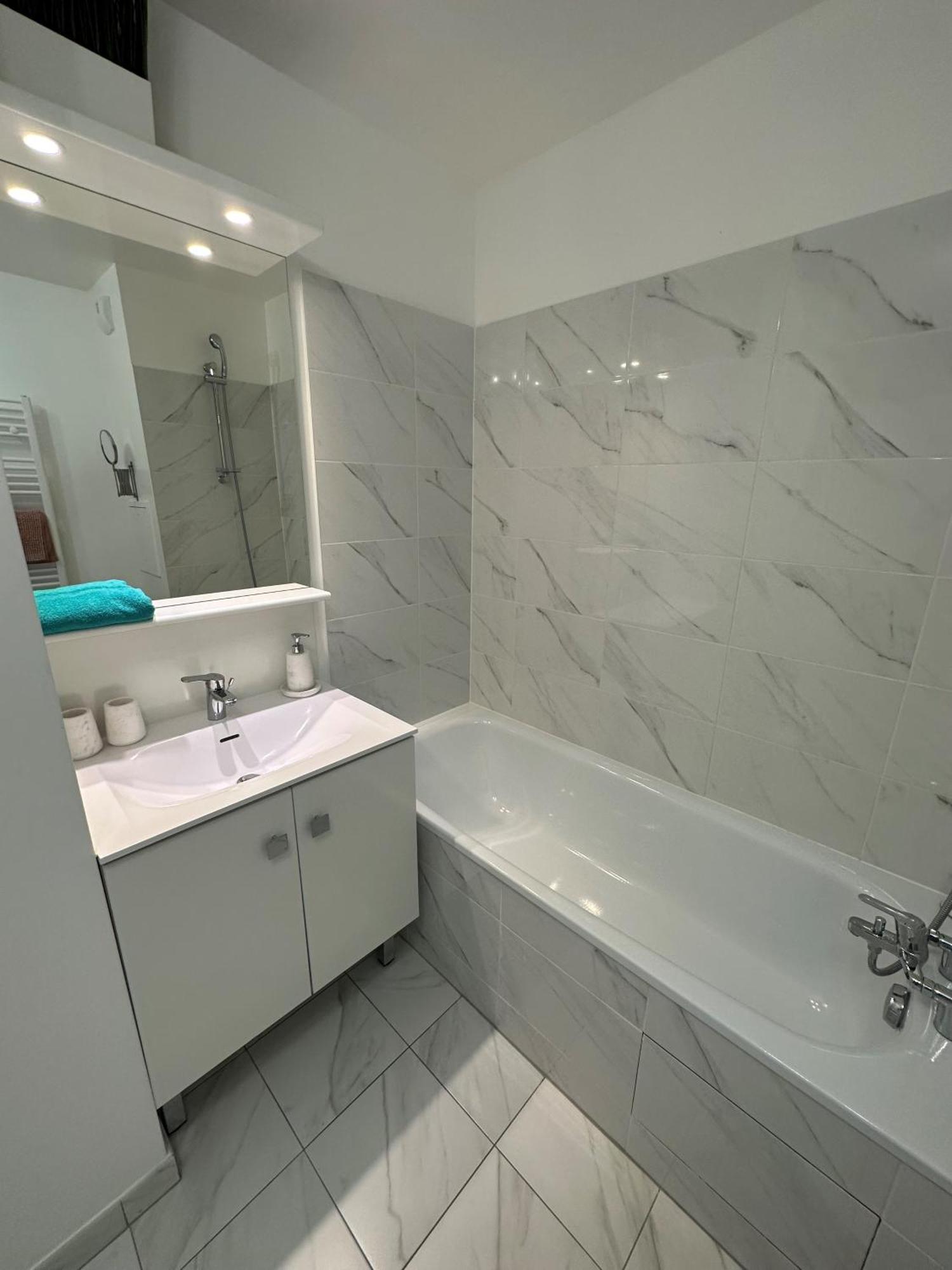 Superbe Appart Au Pied De Disney Apartment Serris Ngoại thất bức ảnh